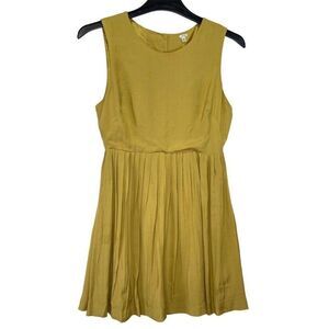 Women Dress Size M Pleated Yellow Mustard Sleeveless